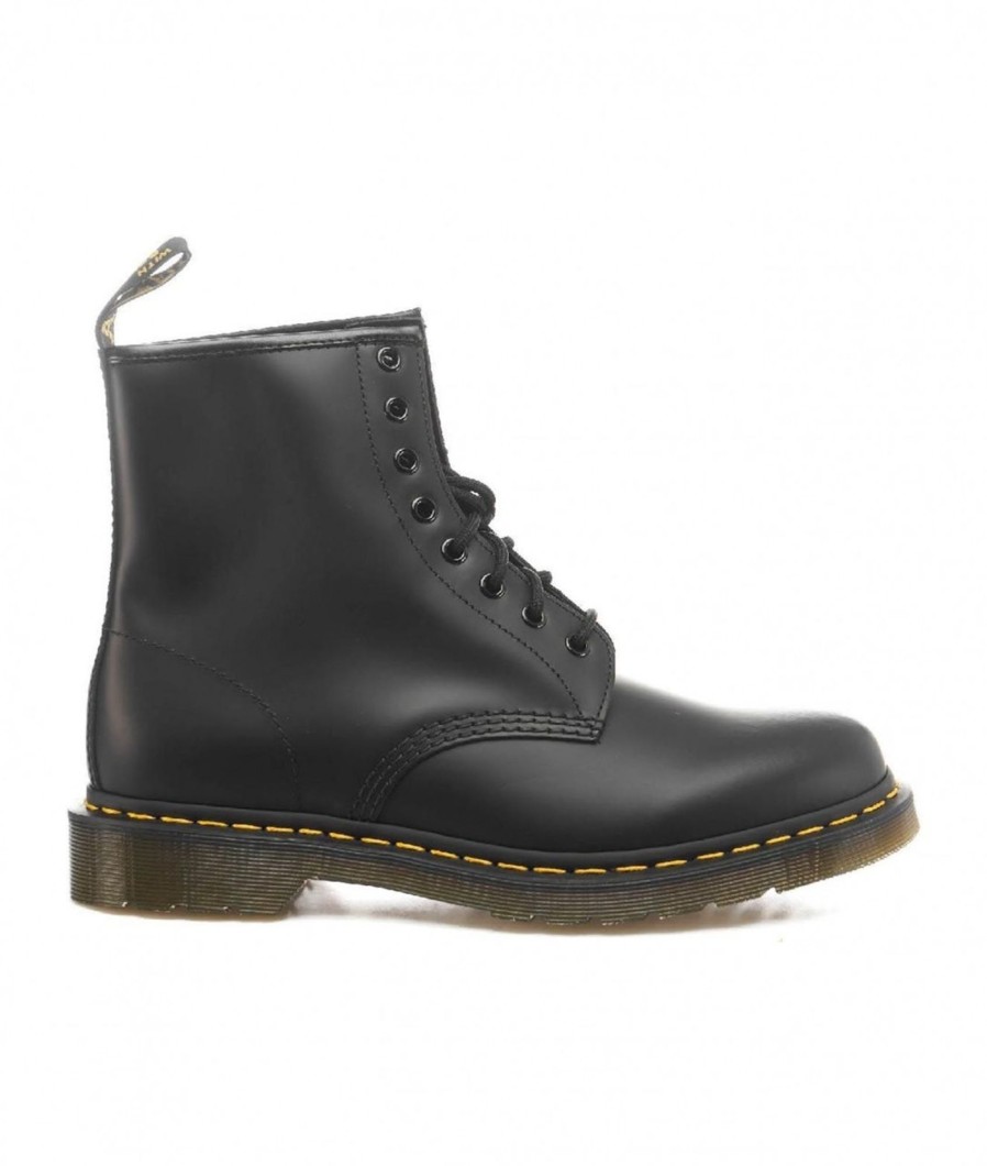 Dr. Martens Boots 1460 Smooth Nero Clearance