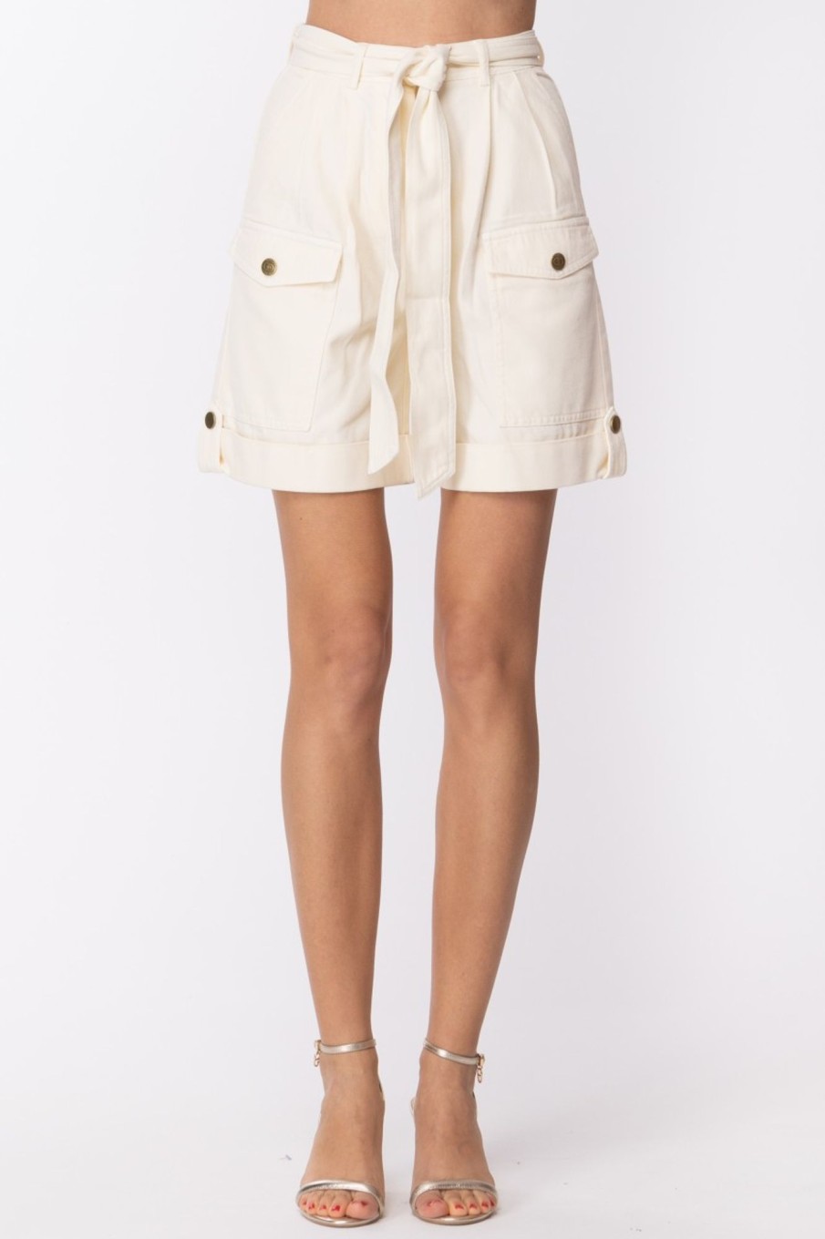 Twin-Set Shorts Con Tasconi E Fusciacca Antique White Online